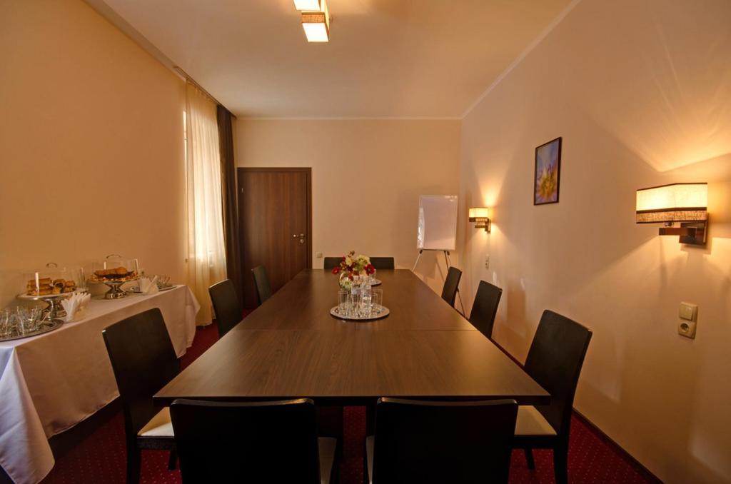 Hotel 12 Kharkov Ngoại thất bức ảnh