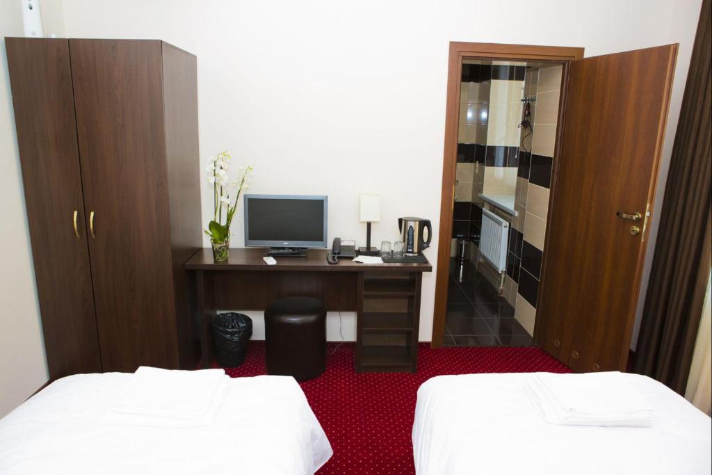 Hotel 12 Kharkov Ngoại thất bức ảnh